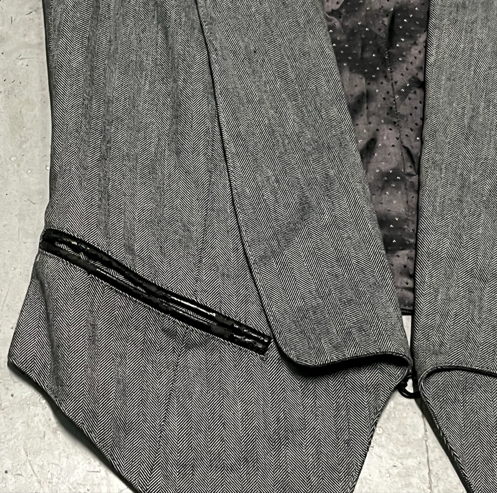 Gray Herringbone Vest – photo 5